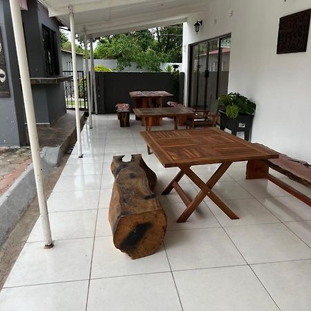 Mukala Lodge Lusaka Exteriör bild