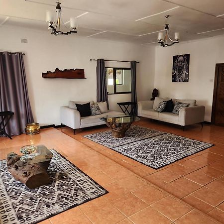 Mukala Lodge Lusaka Exteriör bild