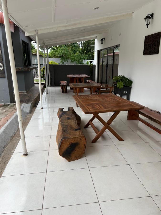 Mukala Lodge Lusaka Exteriör bild