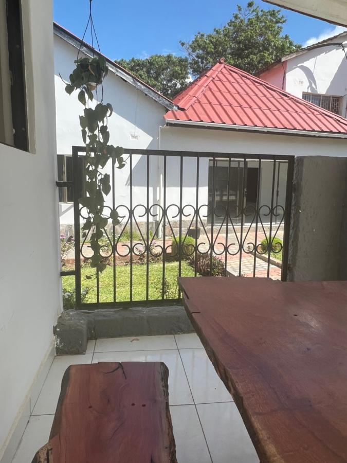 Mukala Lodge Lusaka Exteriör bild
